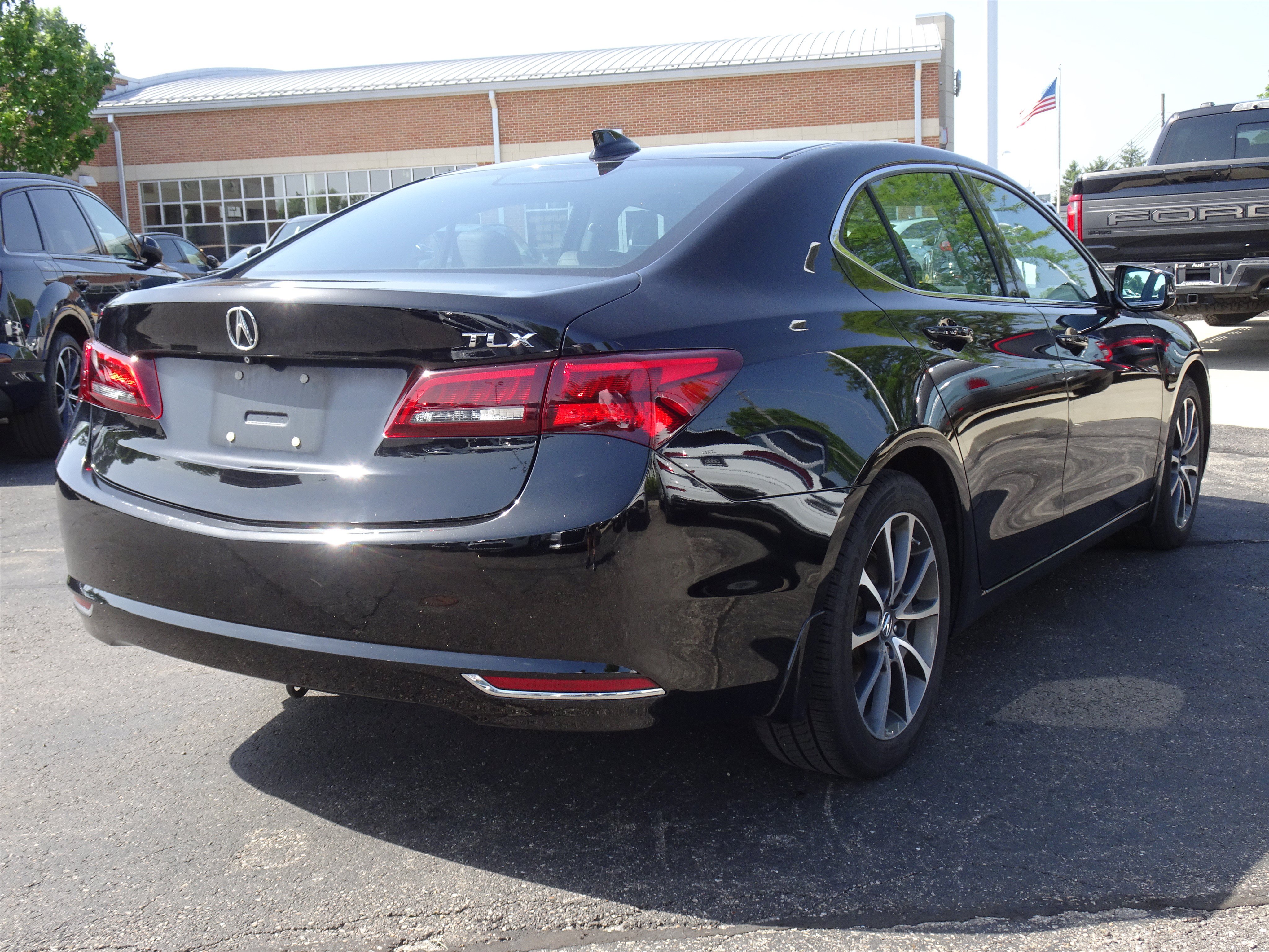Used 2016 Acura TLX V6 FWD image 5
