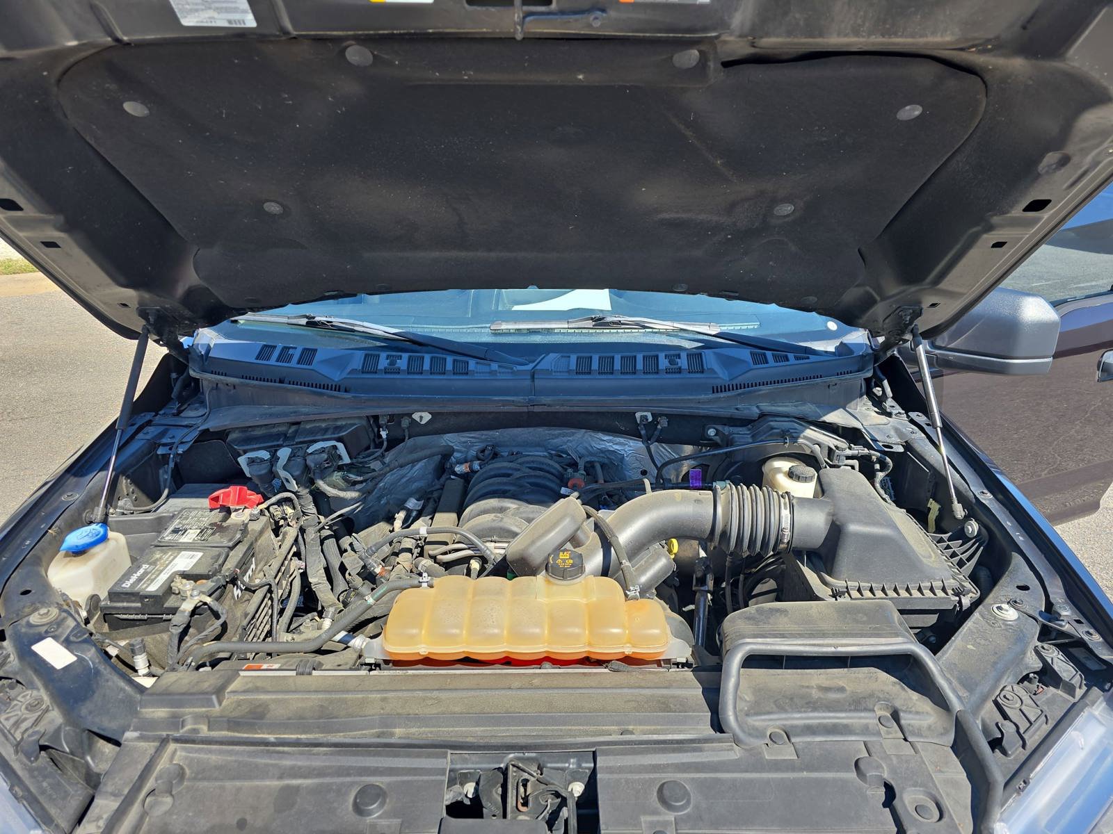 Used 2018 Ford F150 XLT AWD/4WD image 30