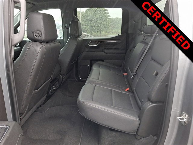 Used 2024 GMC Sierra 1500 SLT image 10