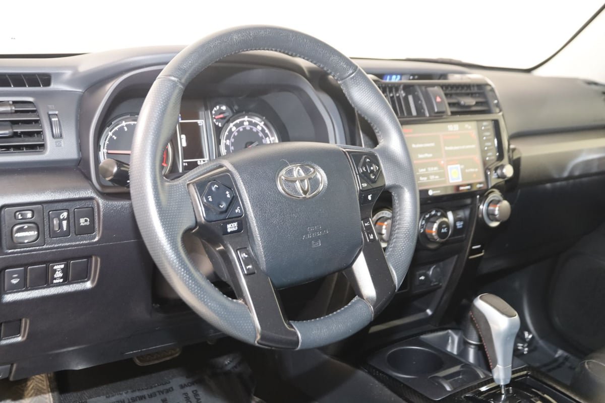 Used 2021 Toyota 4Runner TRD Off-Road Premium AWD/4WD image 6