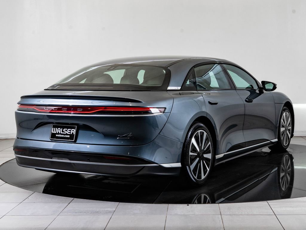 Used 2024 Lucid Air Touring image 10