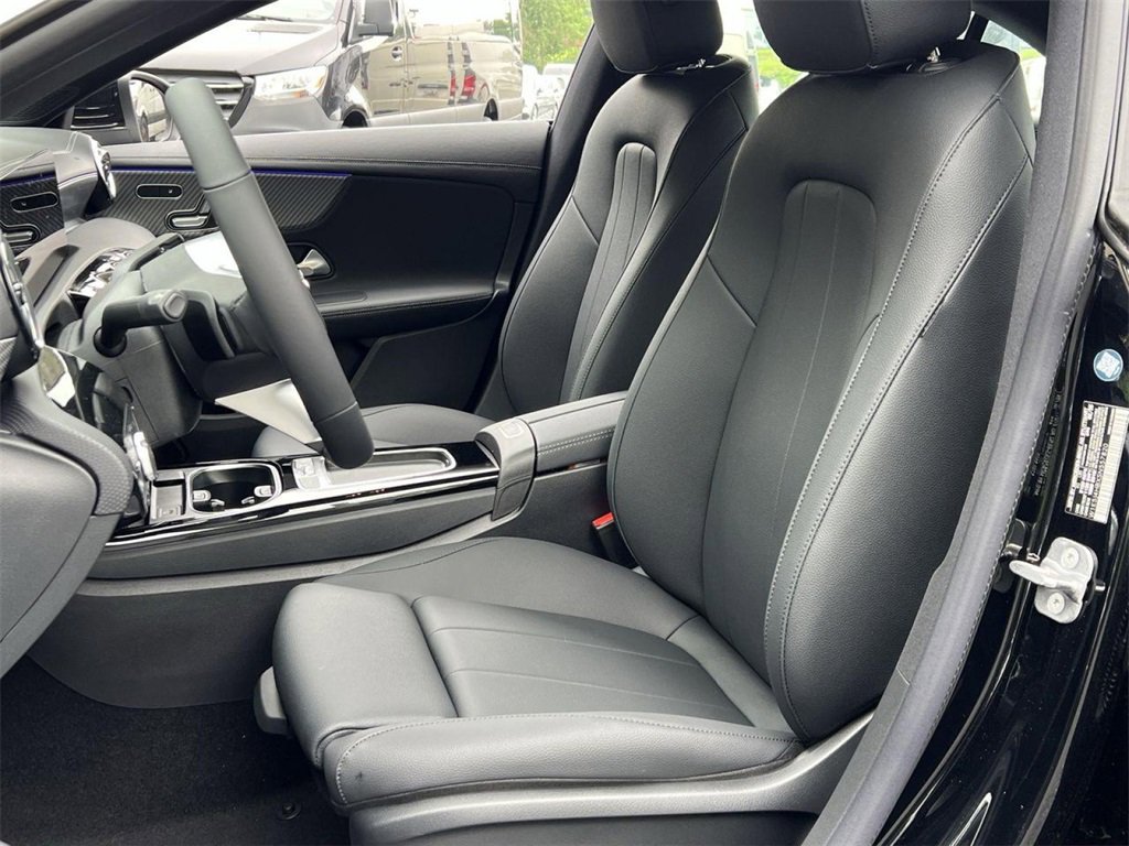 Certified 2025 Mercedes-Benz CLA 250 4MATIC image 11
