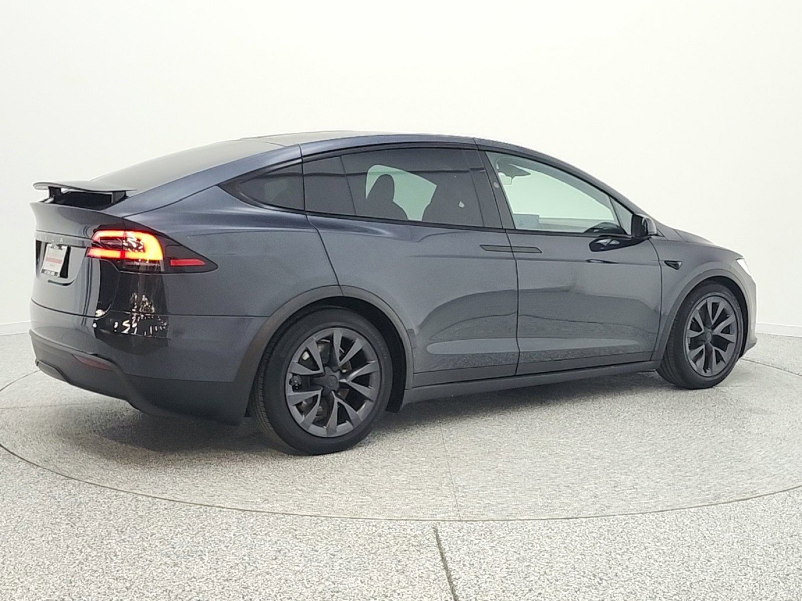 Used 2024 Tesla Model X image 5