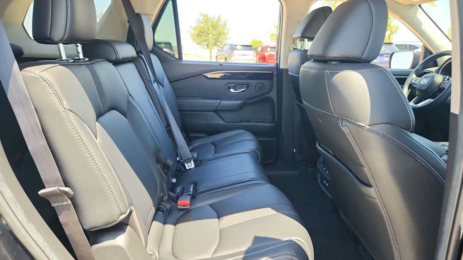 Used 2023 Honda Pilot EX-L image 26