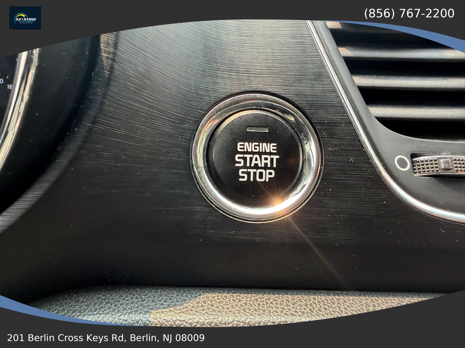 Used 2021 Kia Sedona EX FWD image 32