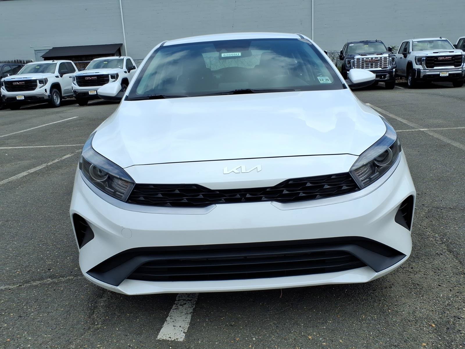 Used 2024 Kia Forte LXS FWD image 2