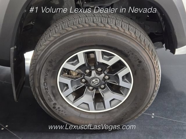 Used 2023 Toyota Tacoma TRD Off-Road AWD/4WD image 9