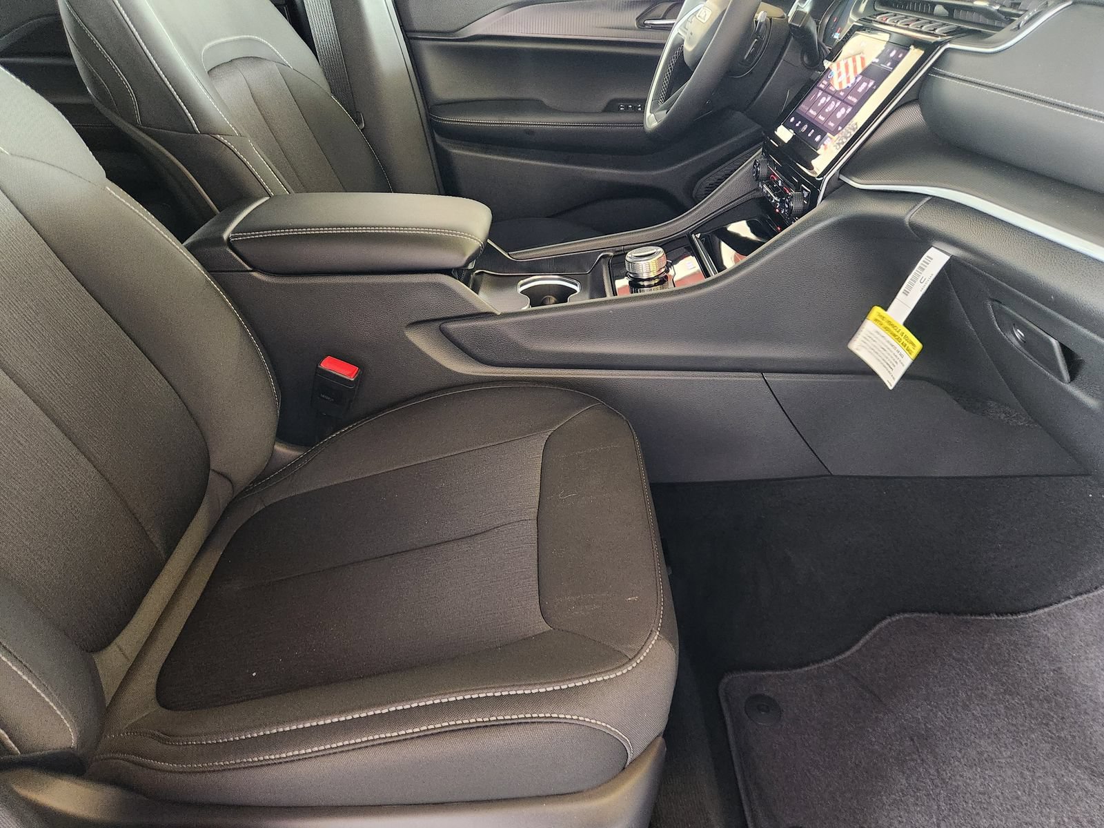 New 2026 Jeep Grand Cherokee Laredo RWD image 13