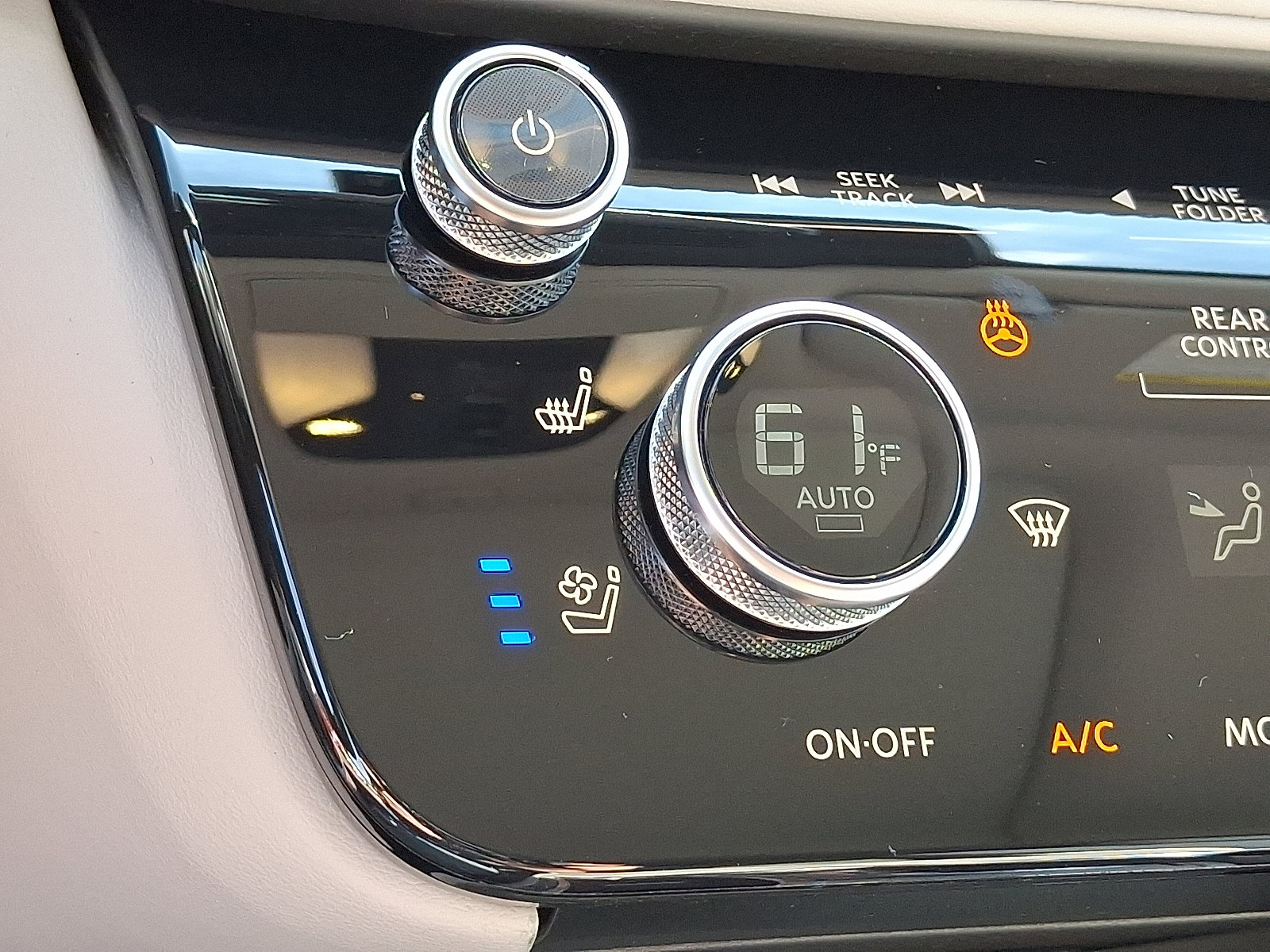 New 2026 INFINITI QX60 Luxe w/ Cargo Package FWD image 19