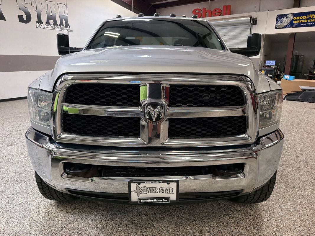 Used 2016 RAM 2500 Tradesman w/ Chrome Appearance Group AWD/4WD image 12