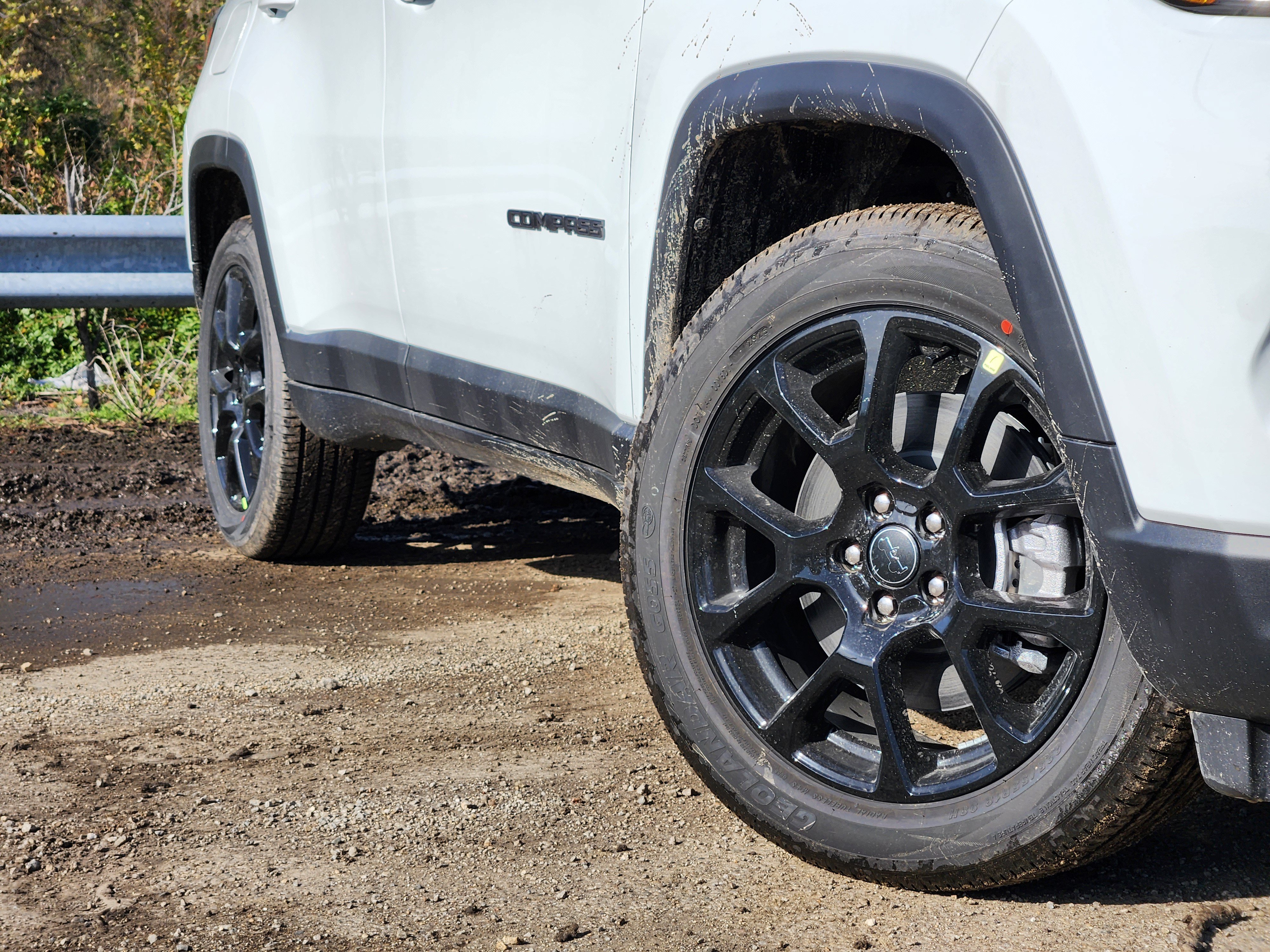 New 2026 Jeep Compass Latitude AWD/4WD image 18