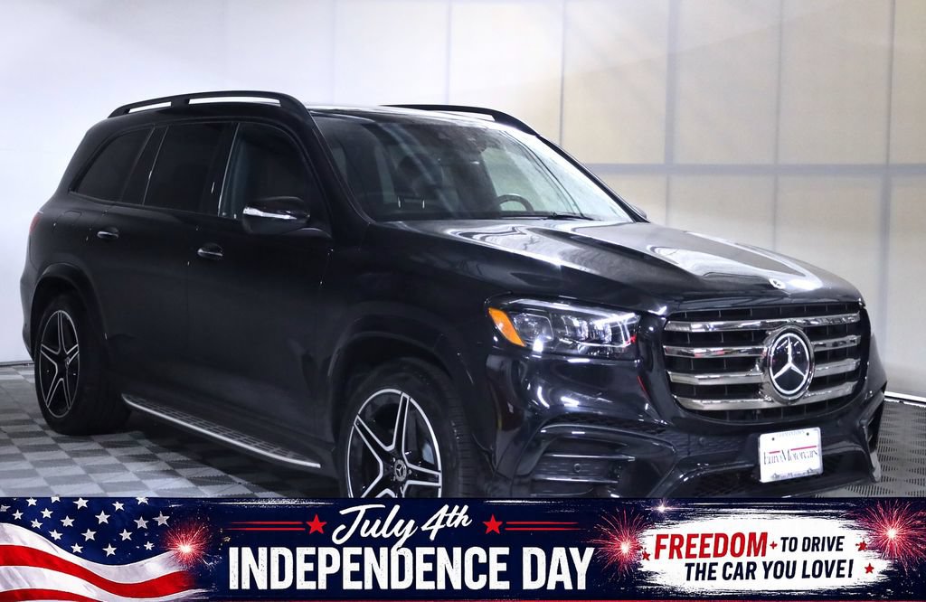 Used 2024 Mercedes-Benz GLS 450 4MATIC image 1