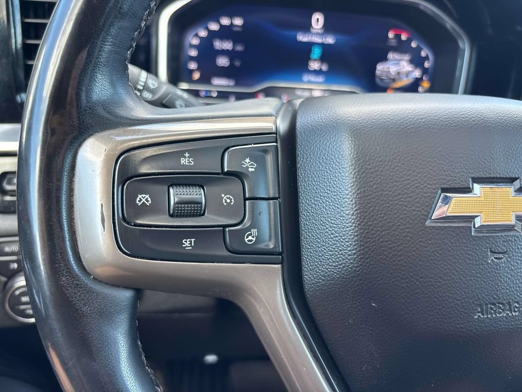 Used 2024 Chevrolet Silverado 3500 High Country w/ Technology Package AWD/4WD image 25