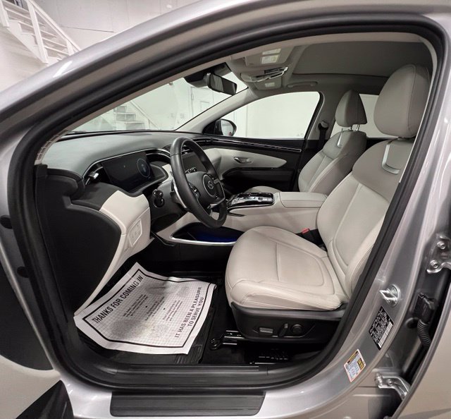 Used 2023 Hyundai Tucson Limited AWD/4WD image 22