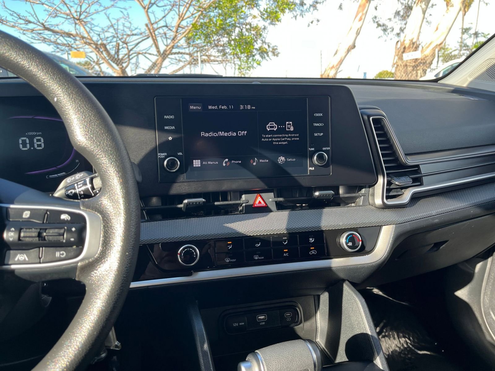 Used 2025 Kia Sportage LX FWD image 17