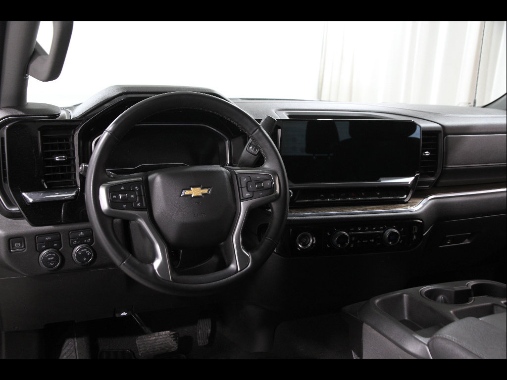 Certified 2023 Chevrolet Silverado 1500 LT AWD/4WD image 7