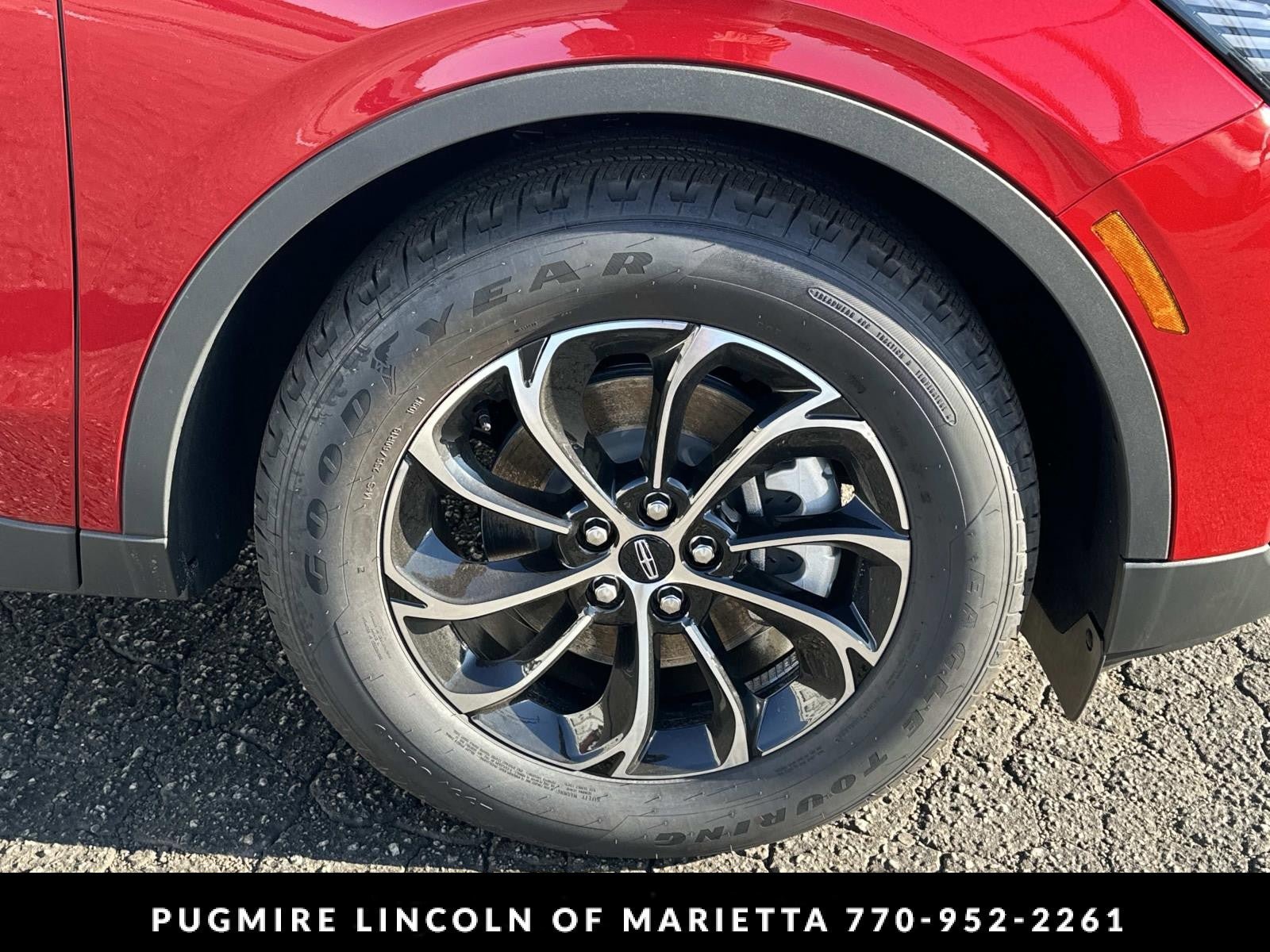 New 2026 Lincoln Nautilus Premier AWD/4WD image 13