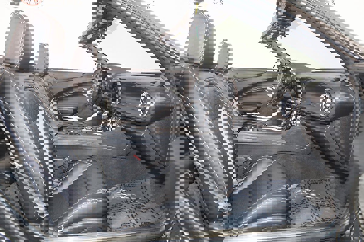 Used 2017 Chevrolet Camaro SS image 11