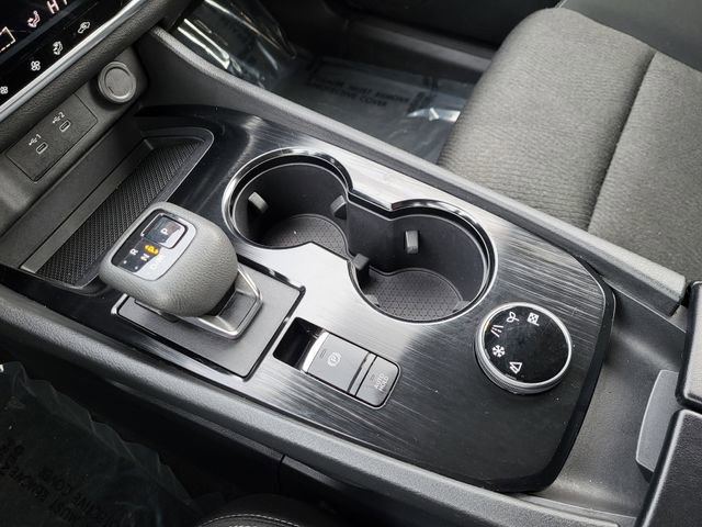 Used 2024 Nissan Rogue SV image 10