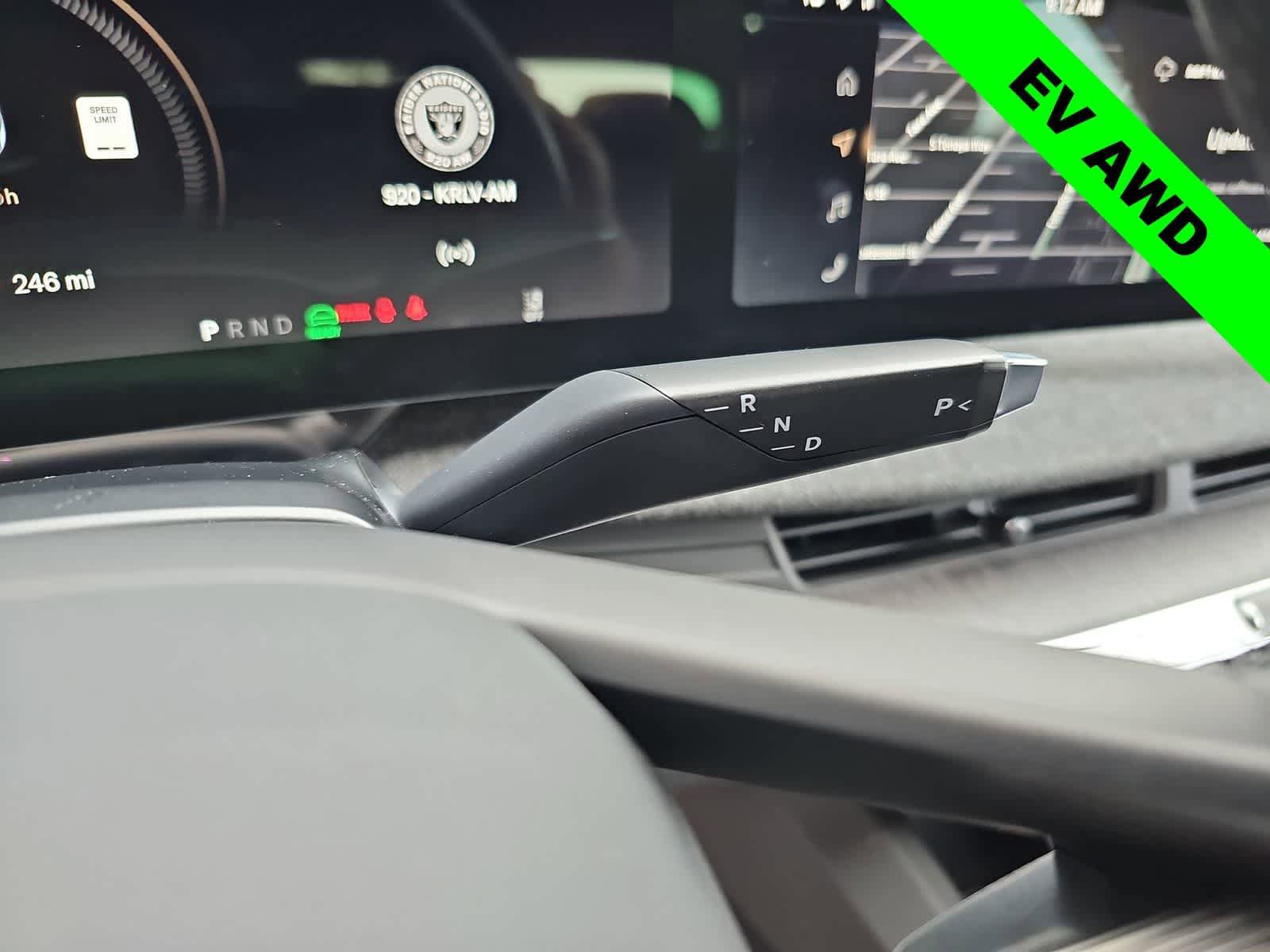 Used 2024 Lucid Air Touring image 21