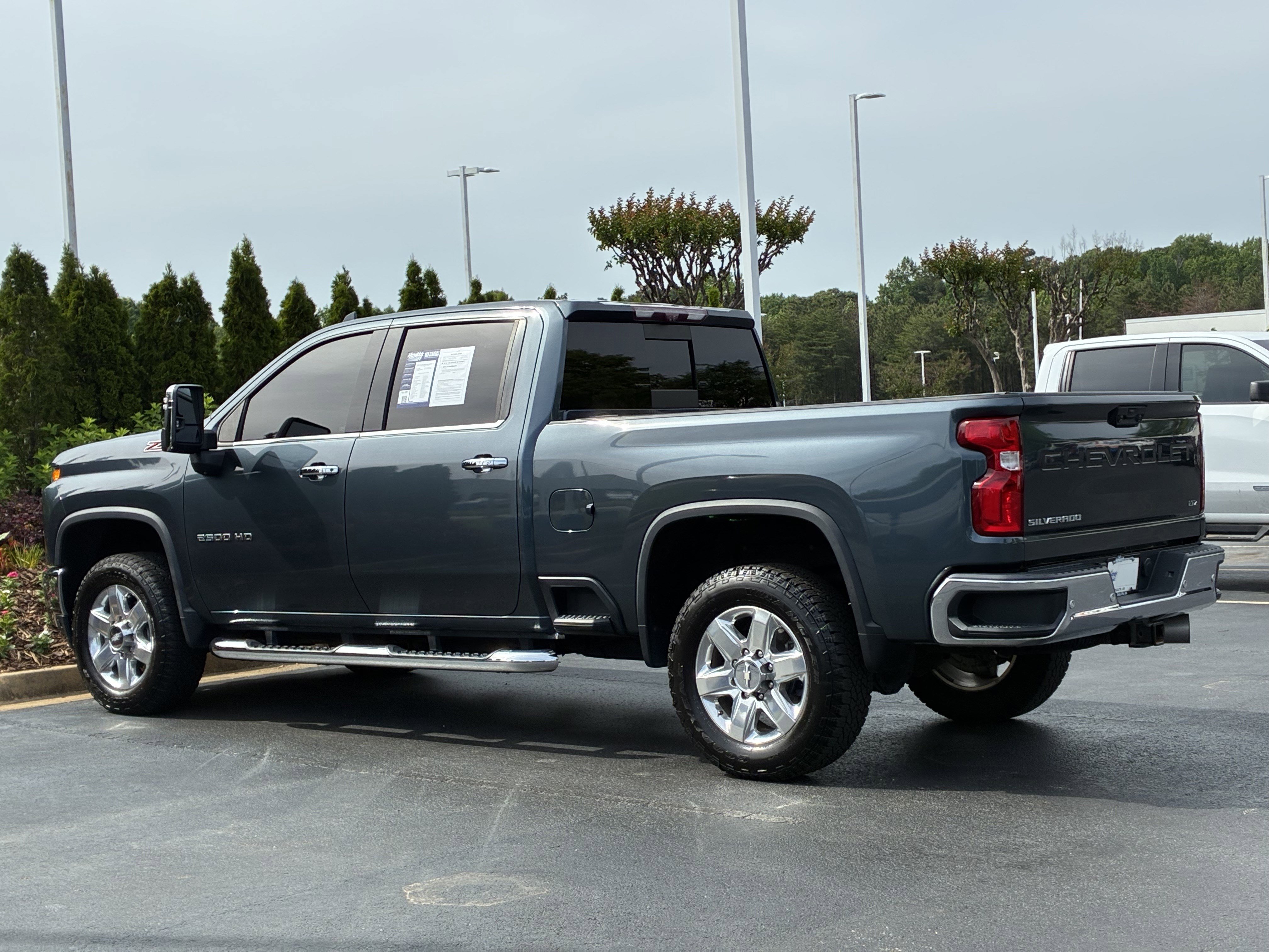 Used 2020 Chevrolet Silverado 2500 LTZ w/ LTZ Premium Package AWD/4WD image 10