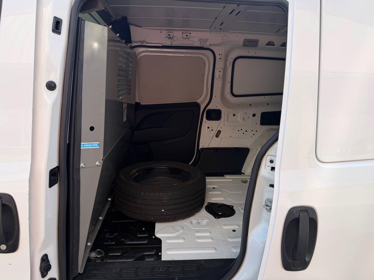 Used 2019 RAM ProMaster City Tradesman FWD image 21