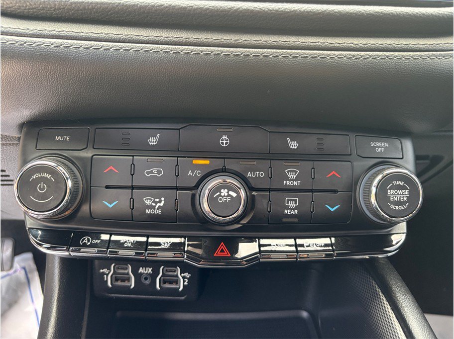 Used 2022 Dodge Durango GT AWD/4WD image 26