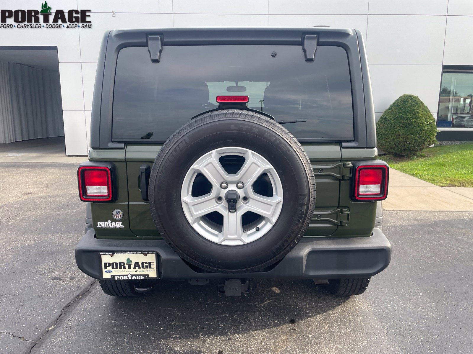 Used 2021 Jeep Wrangler Unlimited Sport AWD/4WD image 5