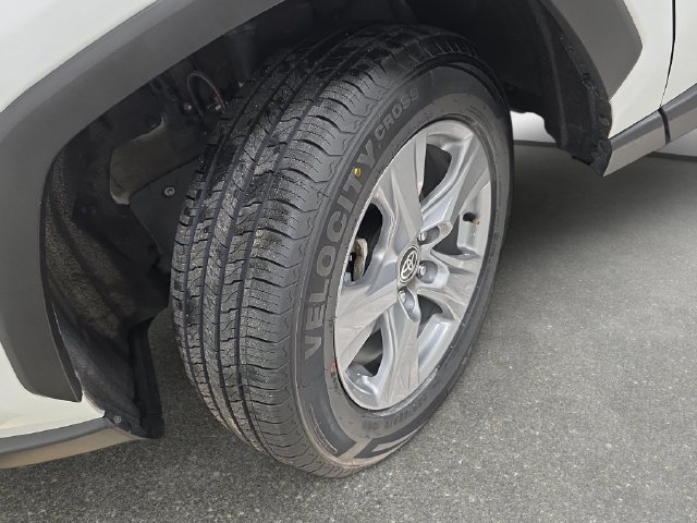 Certified 2025 Toyota RAV4 XLE AWD/4WD image 26