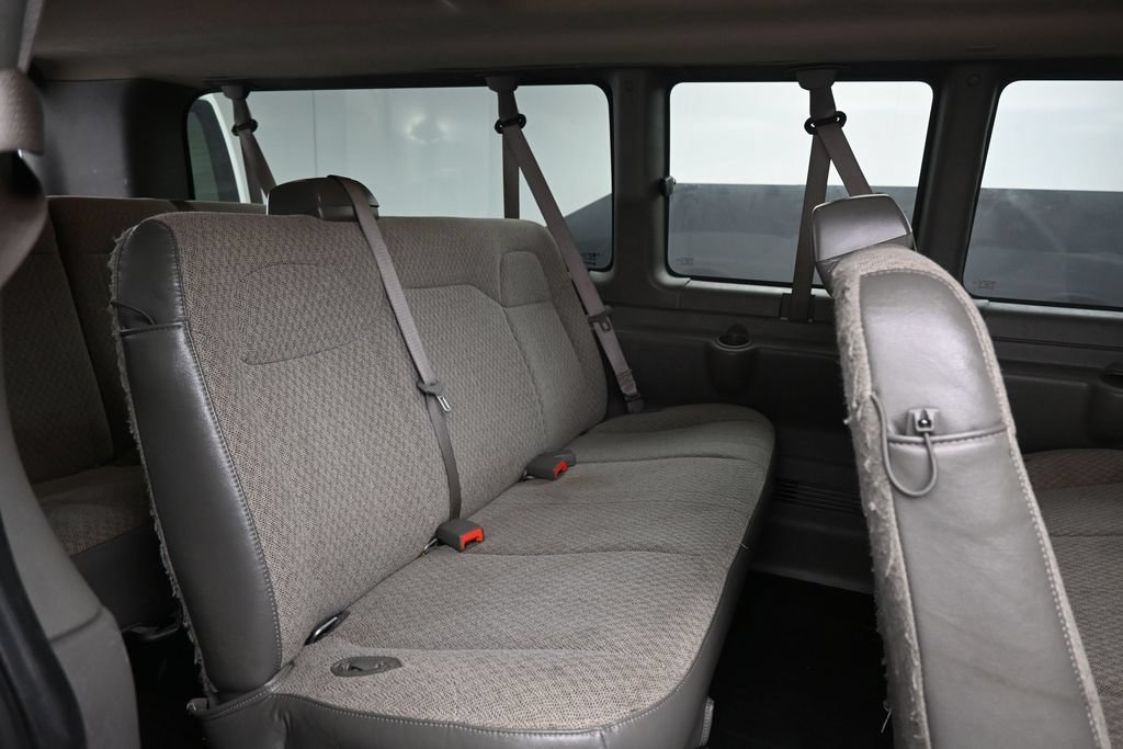 Used 2023 Chevrolet Express 3500 LS RWD image 27