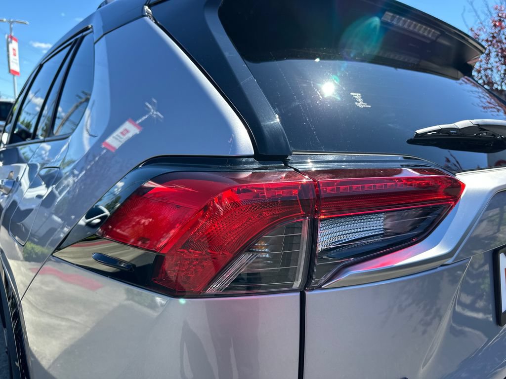 Certified 2025 Toyota RAV4 XSE AWD/4WD image 10