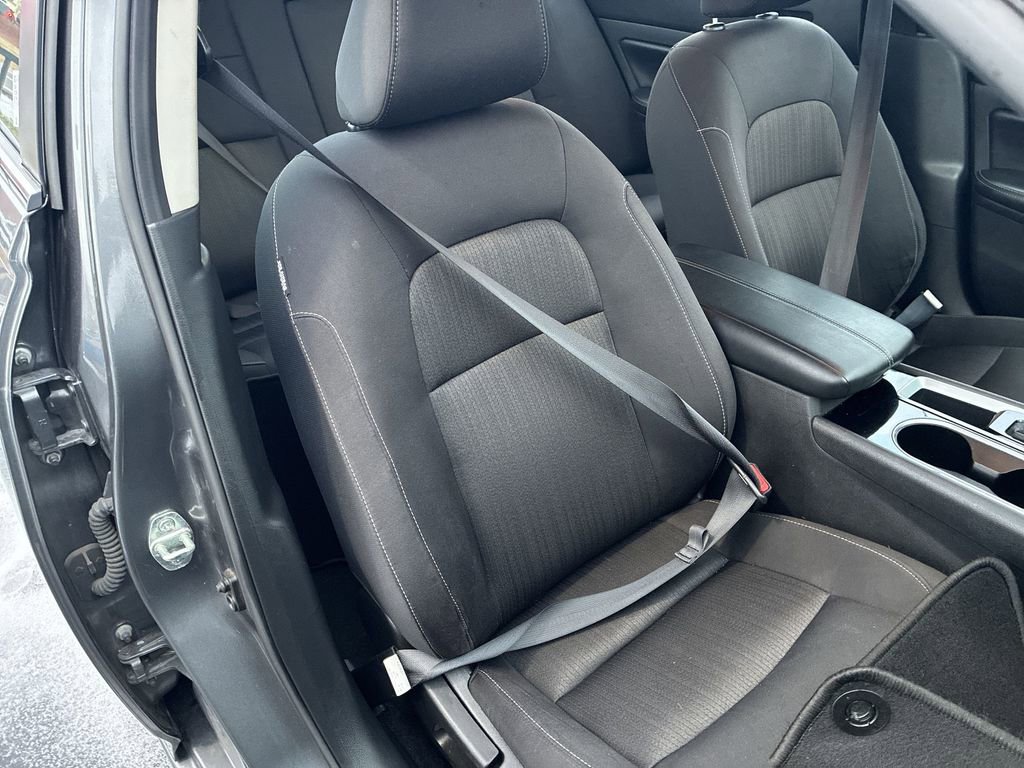 Used 2024 Nissan Altima 2.5 SV image 21