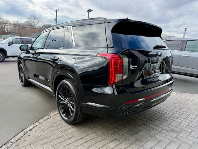 Used 2024 Hyundai Palisade Calligraphy image 8