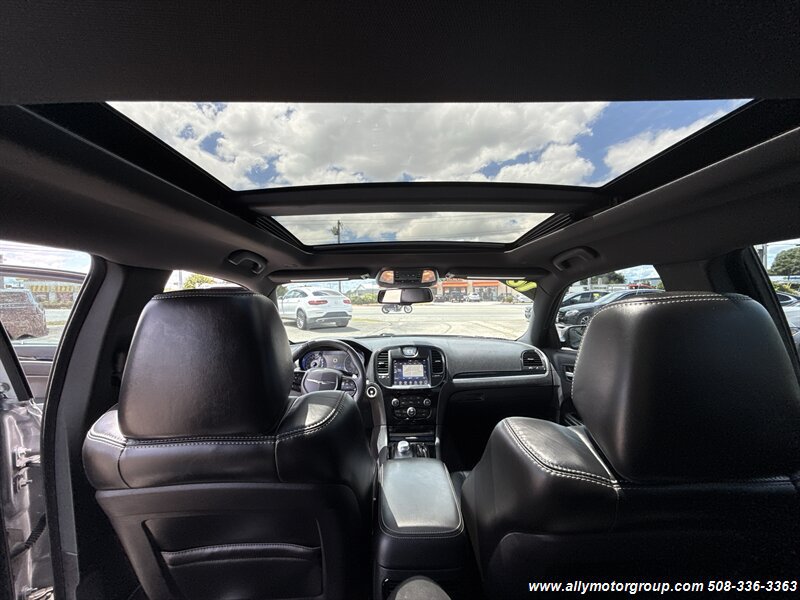 Used 2017 Chrysler 300 S w/ 300S Premium Group AWD/4WD image 17