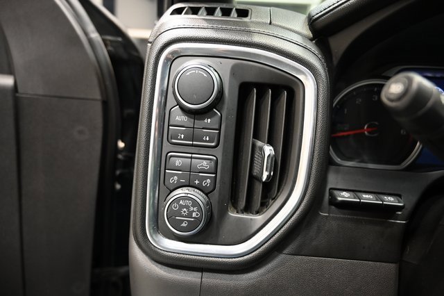 Used 2019 Chevrolet Silverado 1500 High Country w/ Technology Package image 26