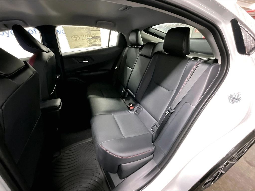 New 2026 Toyota Prius Plug-In Hybrid FWD image 15