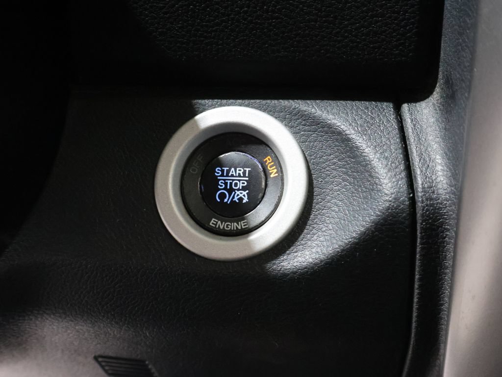 Used 2016 RAM 1500 Limited AWD/4WD image 27