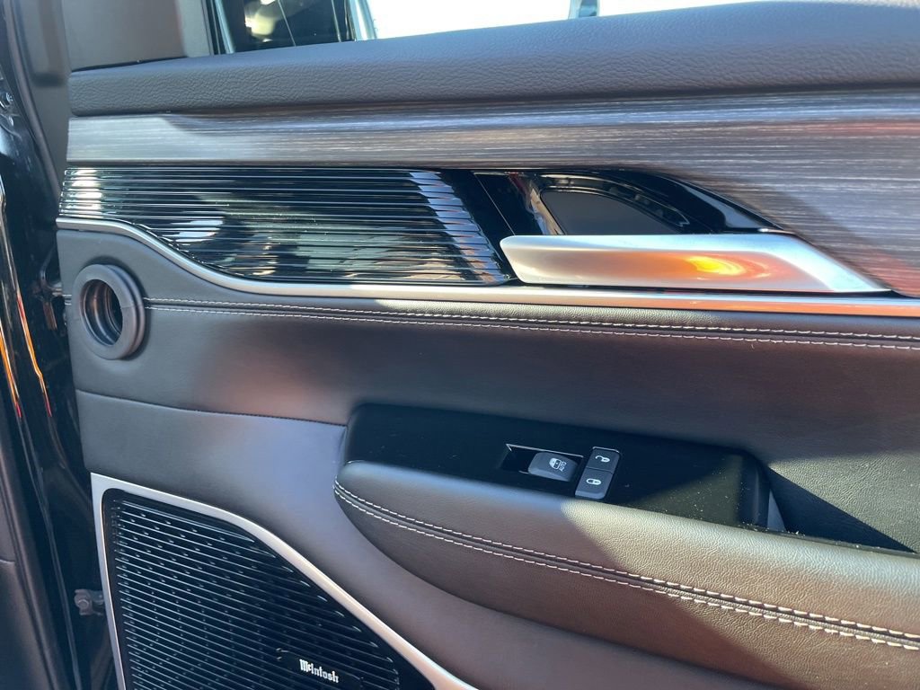 New 2024 Jeep Wagoneer L Series III w/ Premium Group I image 41