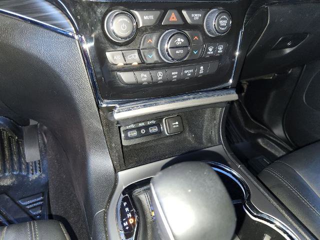 Used 2021 Jeep Grand Cherokee Limited image 20