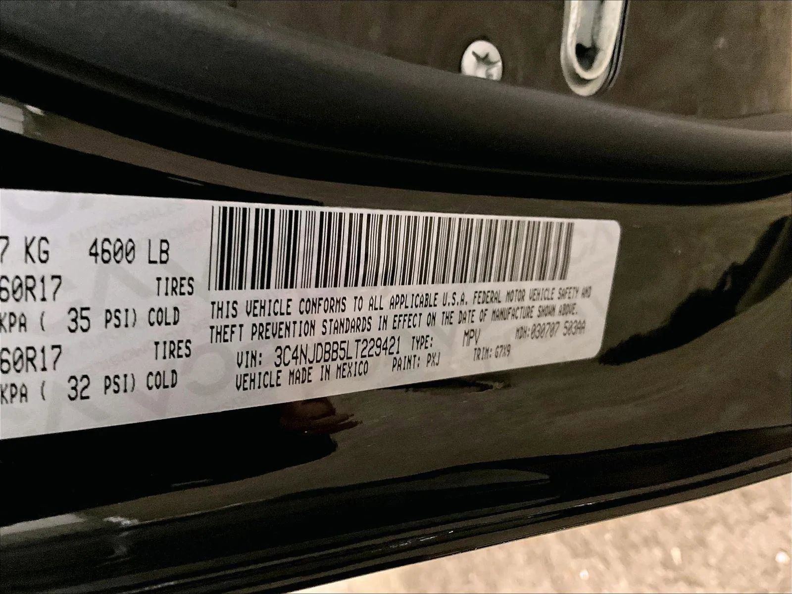 Used 2020 Jeep Compass Latitude image 32