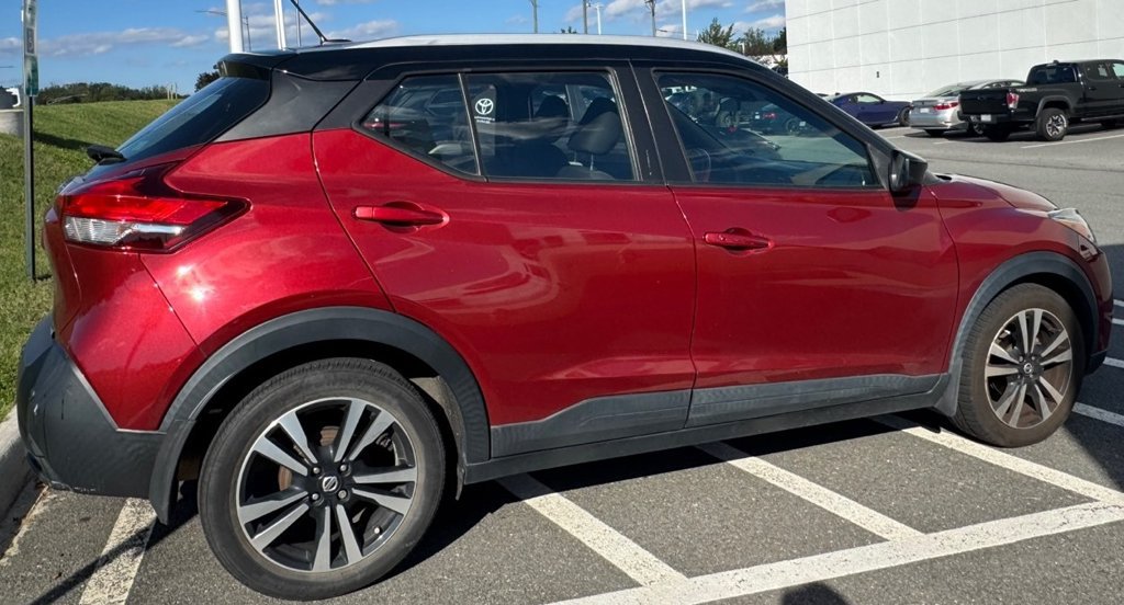 Used 2020 Nissan Kicks SV FWD image 4