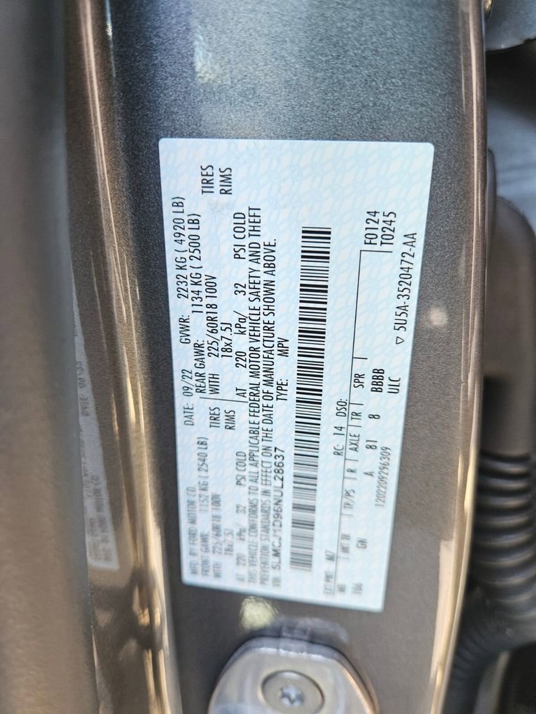 Used 2022 Lincoln Corsair AWD w/ Equipment Group 101A image 29