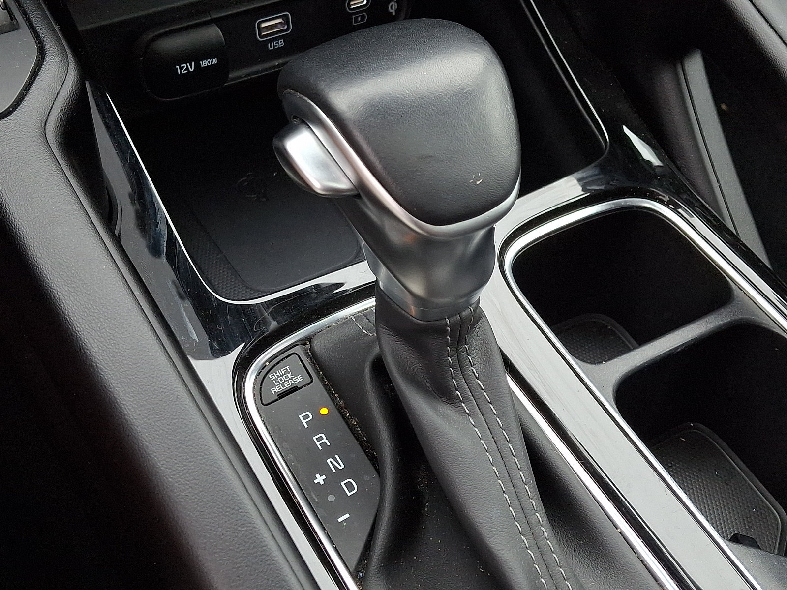 Certified 2024 Kia Telluride S w/ S Sunroof Package AWD/4WD image 15