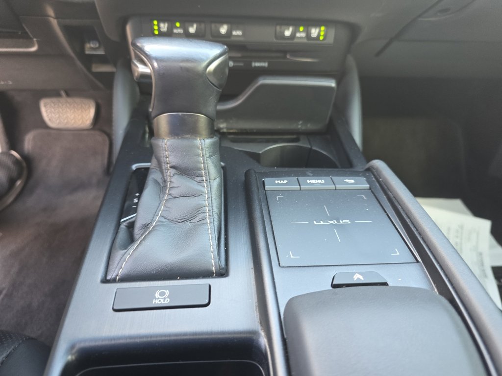 Used 2019 Lexus ES 350 w/ Premium Package FWD image 14