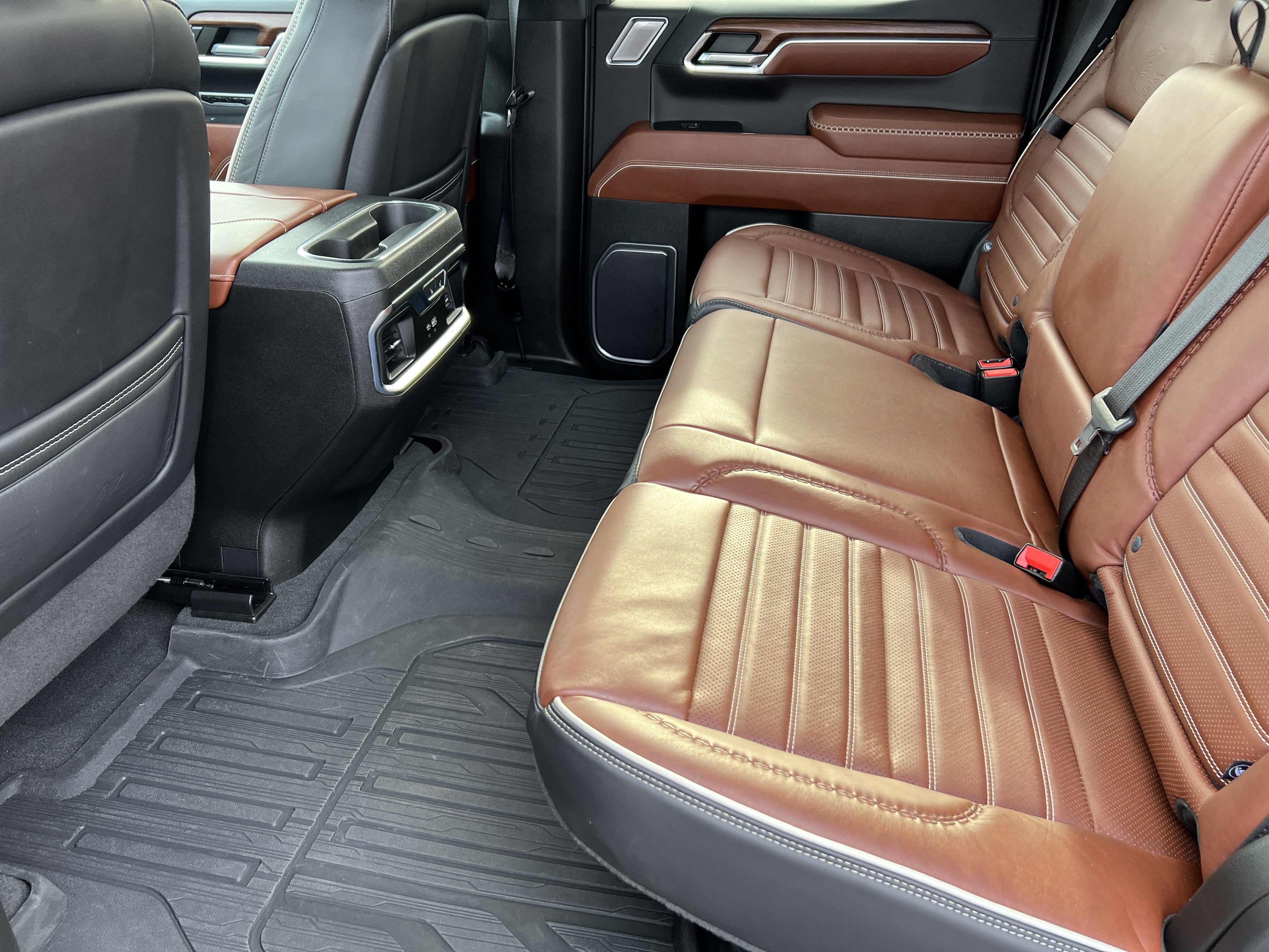 Used 2023 GMC Sierra 1500 Denali Ultimate image 16