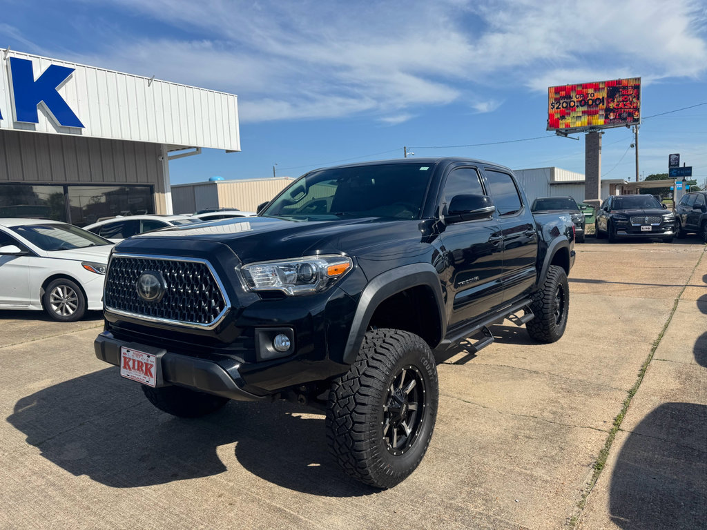 Used 2018 Toyota Tacoma TRD Off-Road w/ Technology Package image 1