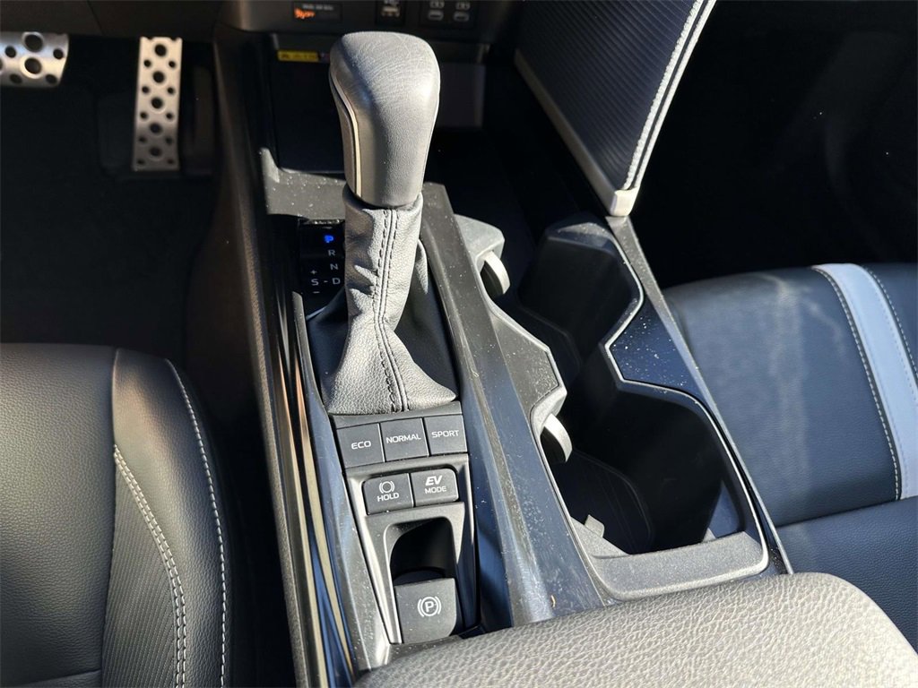 Certified 2025 Toyota Camry SE image 7