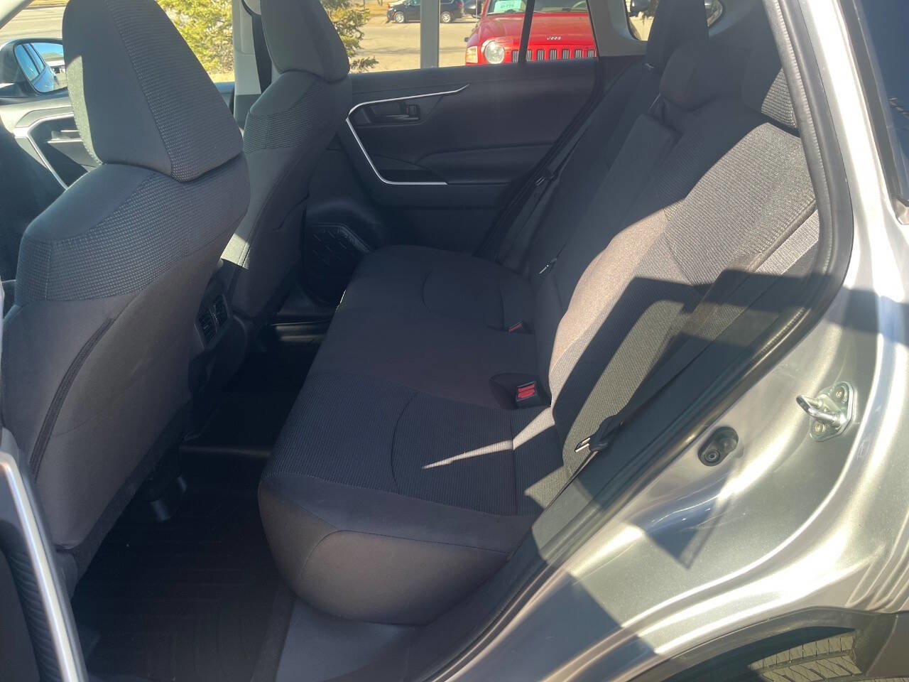 Used 2023 Toyota RAV4 LE image 14