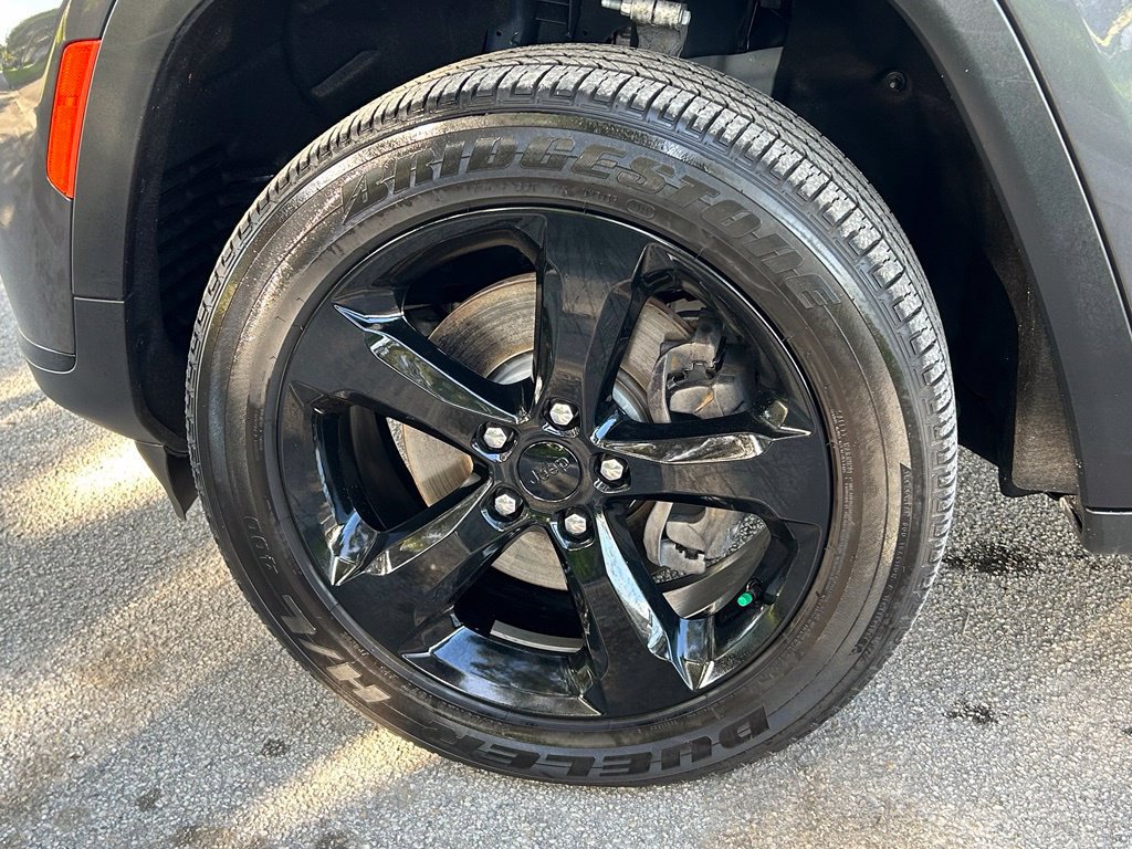 Certified 2025 Jeep Grand Cherokee L Altitude RWD image 35