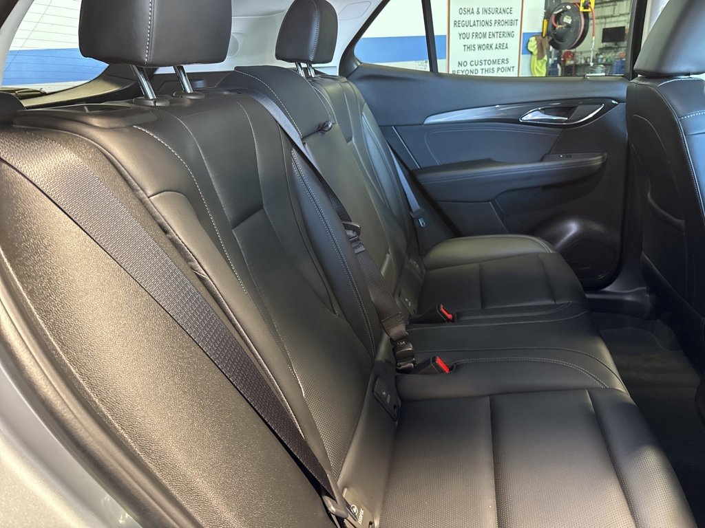 Used 2025 Buick Envision Preferred image 28